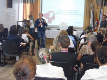 Hospital faz palestras itinerantes nos diversos serviços públicos do Município