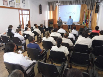 Hospital realiza capacitação com equipe